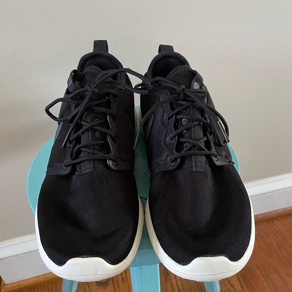 Nike Roshe Run Two Black Anthracite 854931-002 Women’s Size 8 - Picture 4 of 7